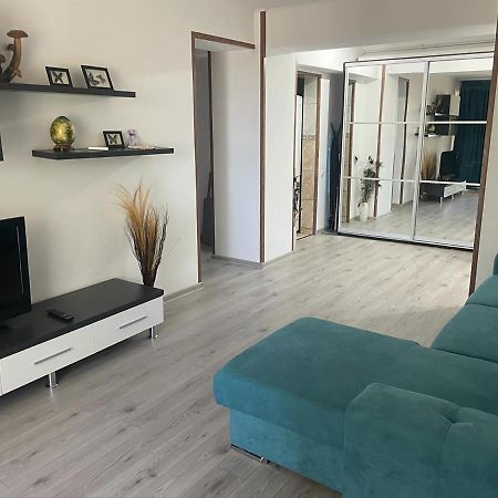 Apartament Barrels Beach Apartment Mamaia Ngoại thất bức ảnh