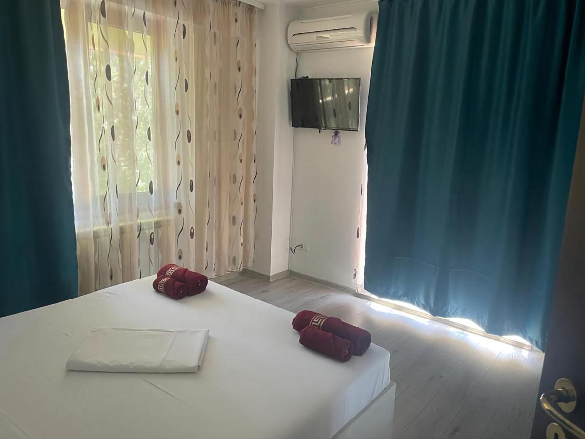 Apartament Barrels Beach Apartment Mamaia Ngoại thất bức ảnh