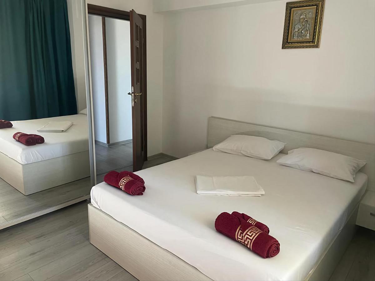 Apartament Barrels Beach Apartment Mamaia Ngoại thất bức ảnh
